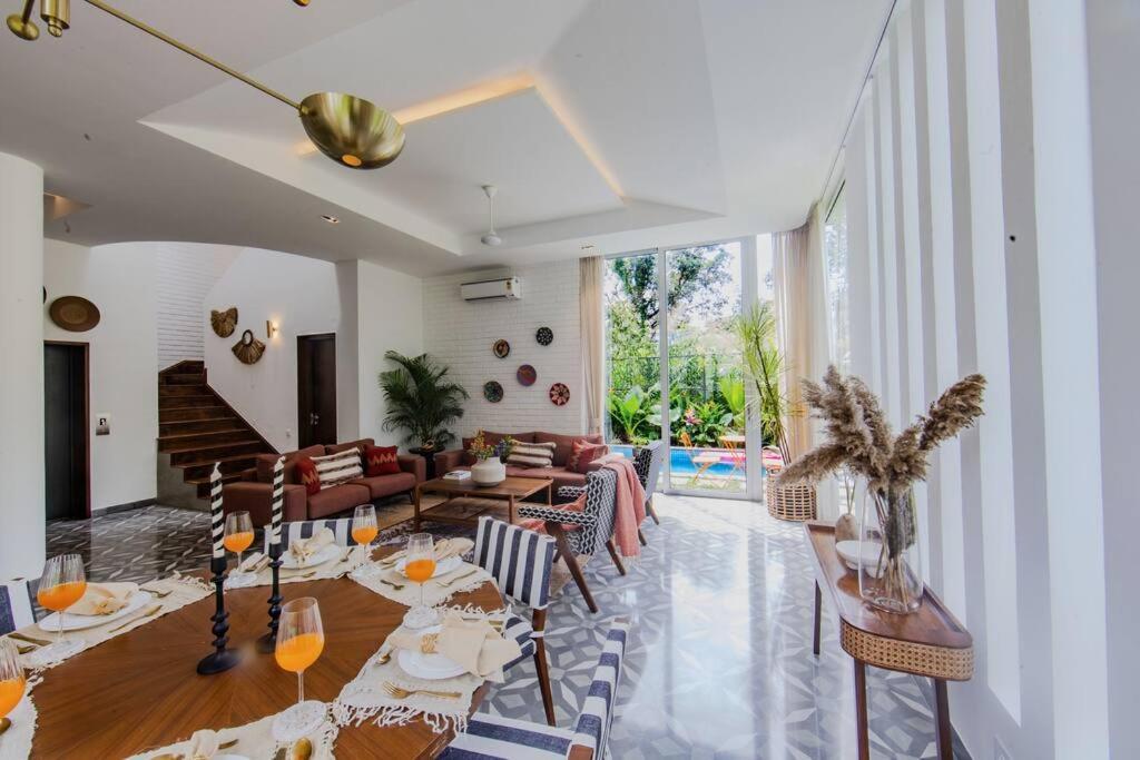 Presidential Luxury Villa Anjuna With Pvt Pool & Bathtub, Most Prime Location מראה חיצוני תמונה